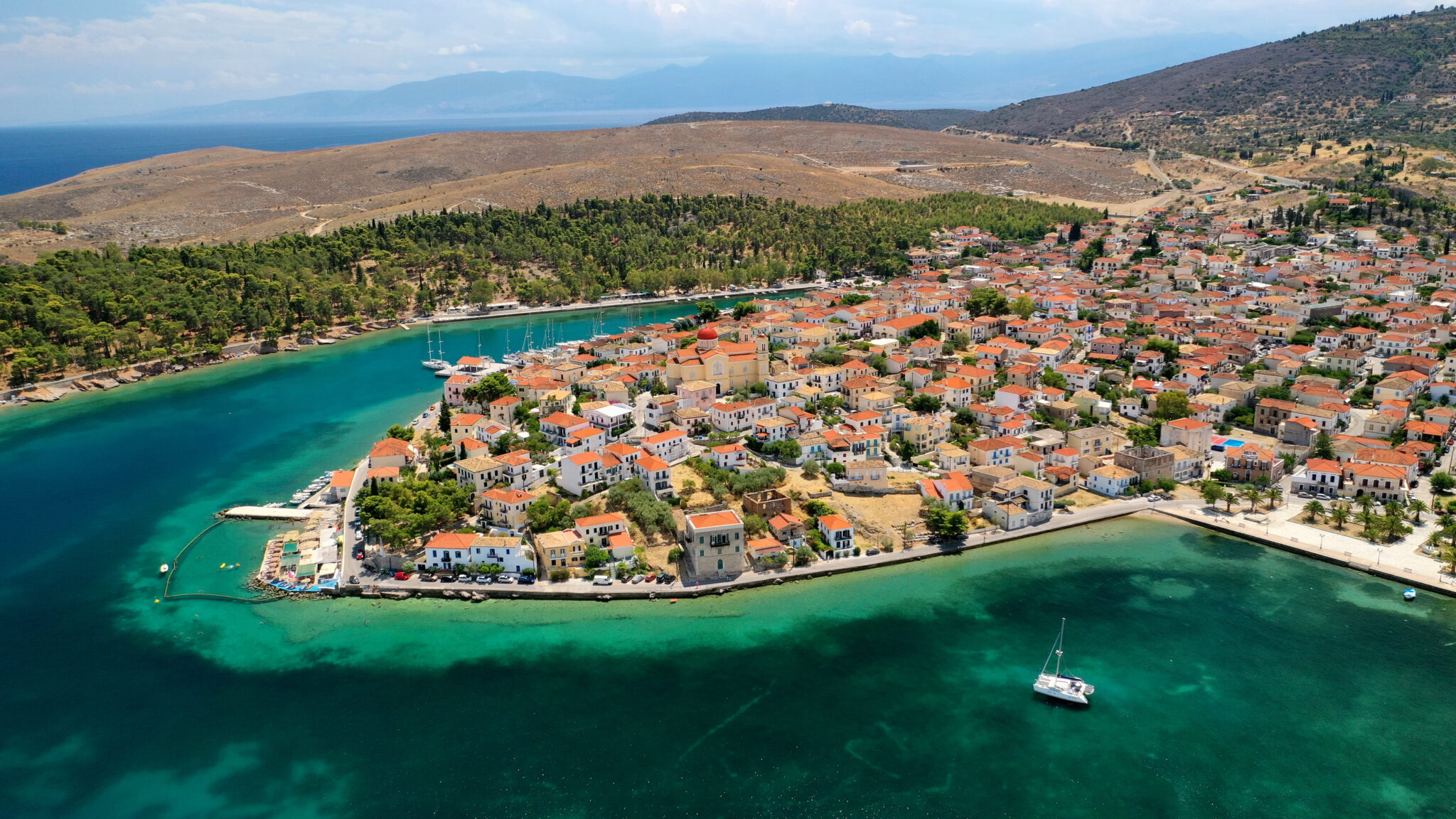 Πλάνο της ευρύτερης περιοχής του Γαλαξιδίου από ψηλά