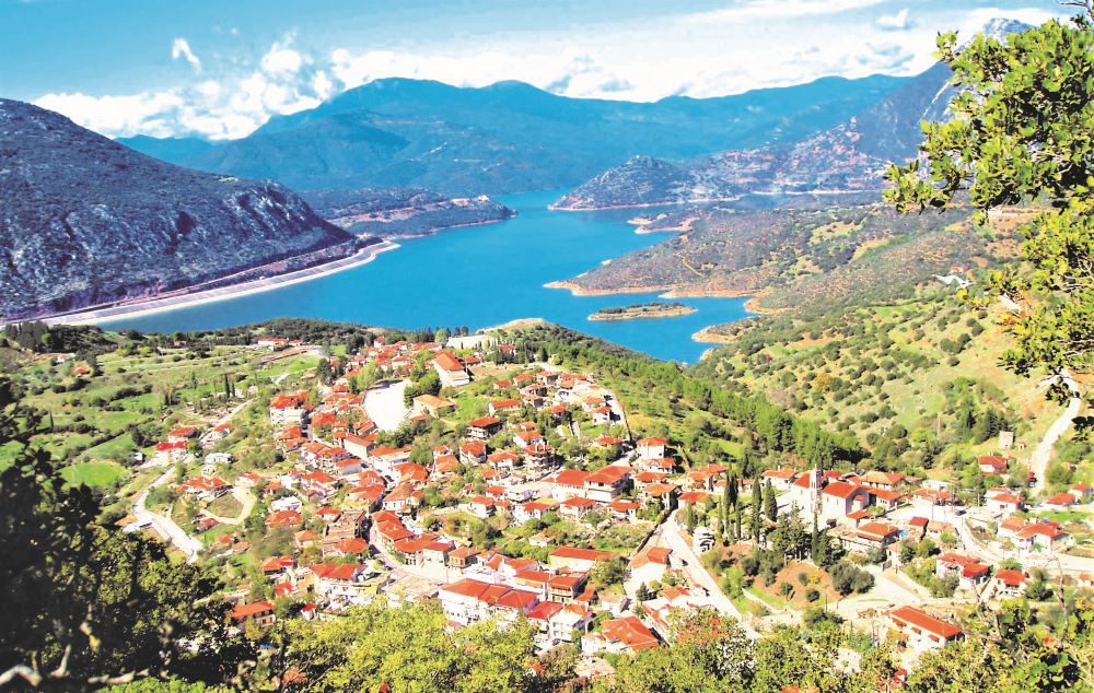 Εικόνα του Λιδωρικίου από ψηλά