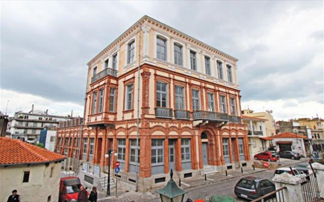 Η συγχρόνη εικόνα της οικίας του σπουδαίου Μάνου Χατζιδάκι