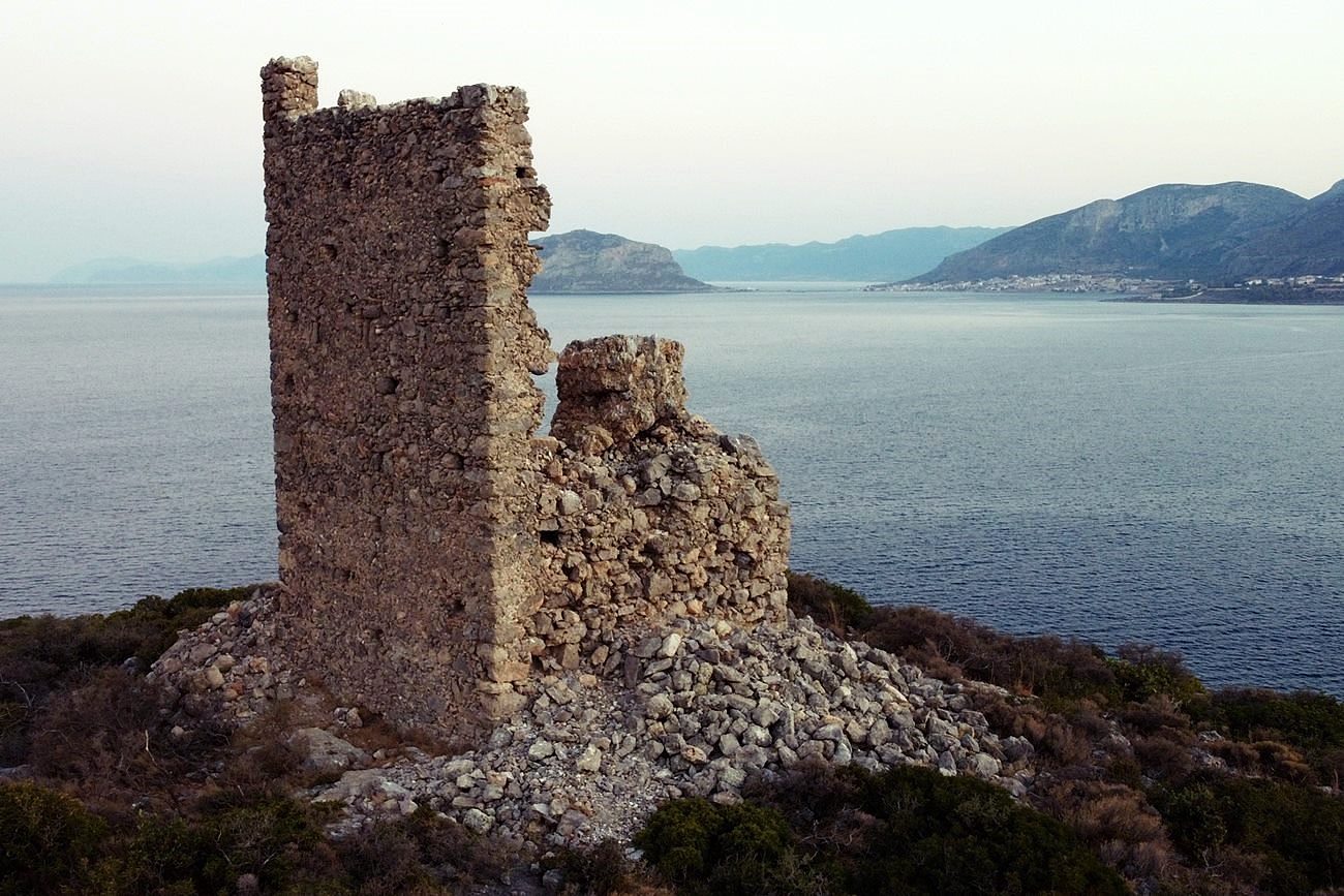 Μέρος από τον Πύργο της Παλιάς Μονεμβασιάς