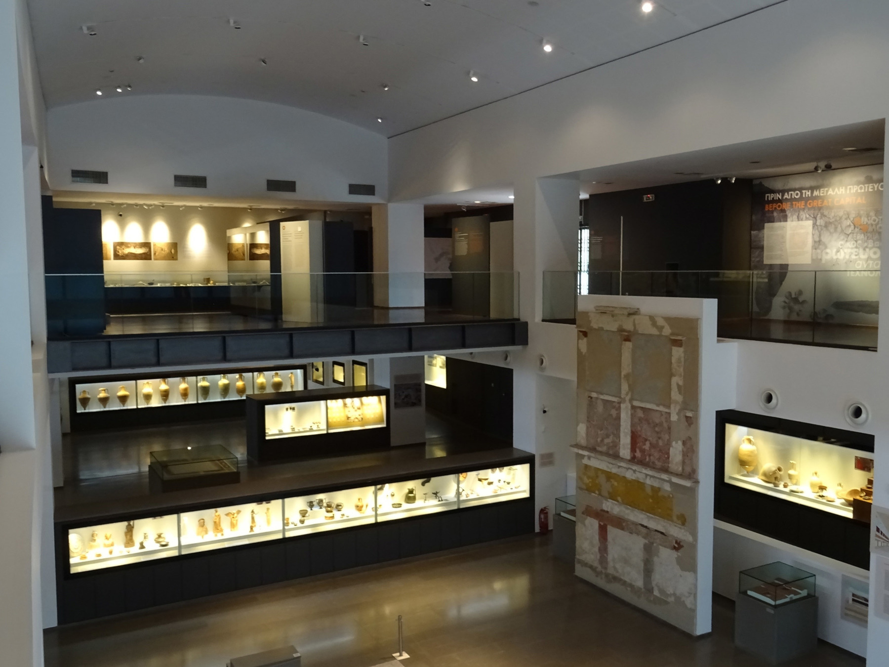 Εκθέματα από το Αρχαιολογικό Μουσείο Πέλλας