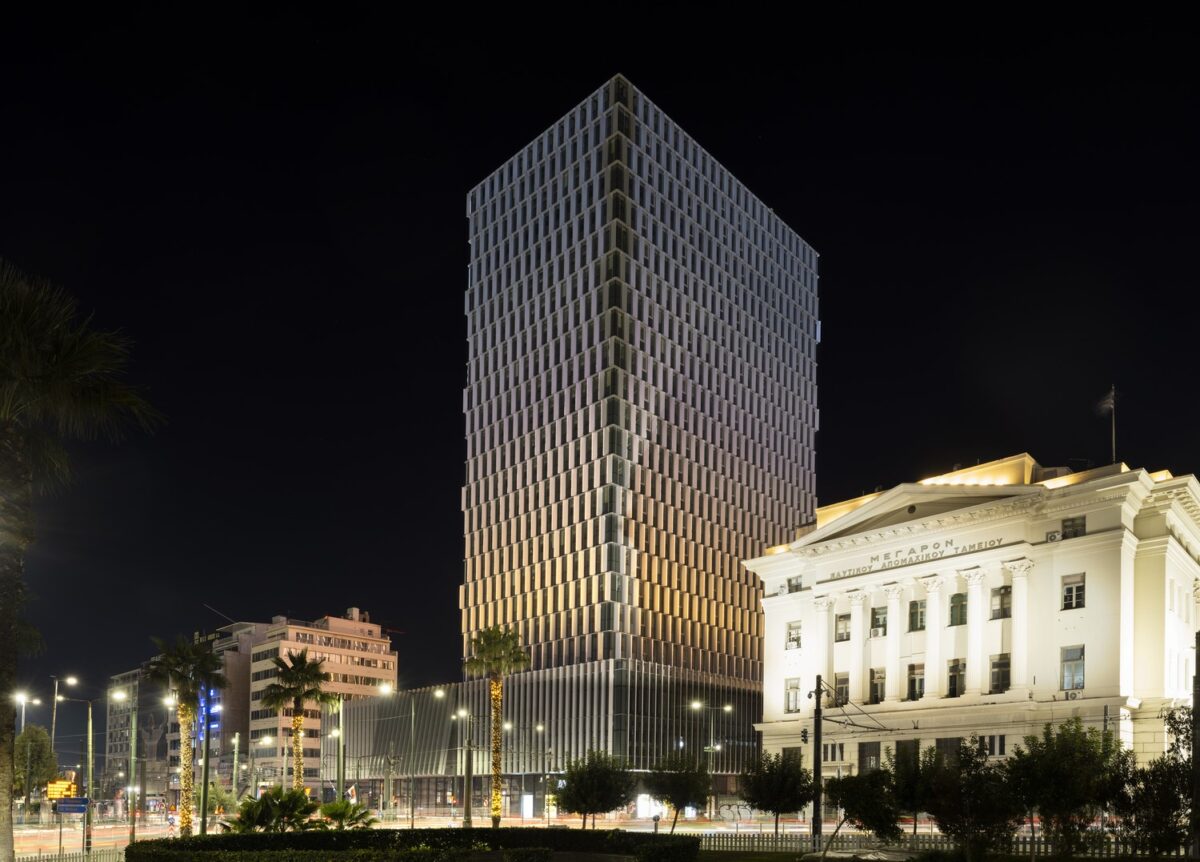 Ο εντυπωσιακός και σύγχρονος Πύργος του Πειραιά