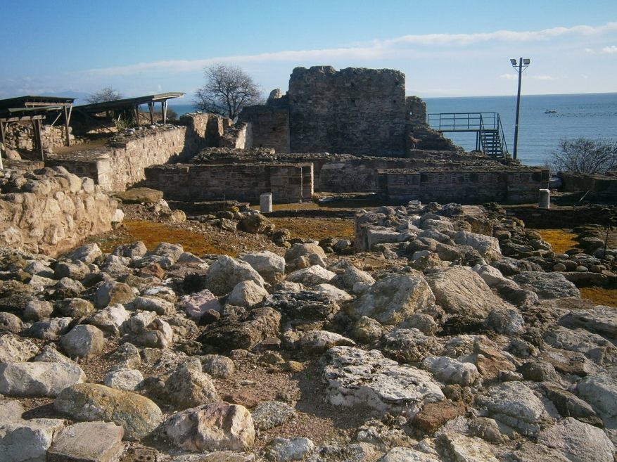 Εντός του αρχαιολογικού χώρου της Πύδνας