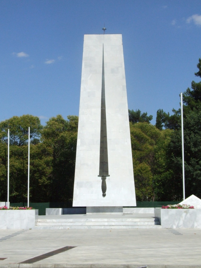 Σπαθό, το κεντρικό ηρώο της Κομοτηνής