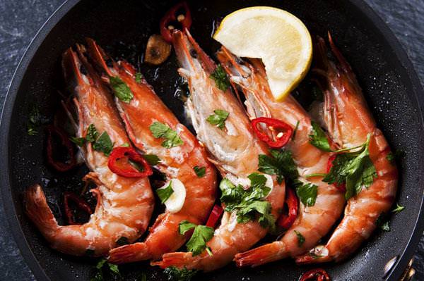 Οι γαρίδες Αμβρακικού, ένα παραδοσιακό γεύμα της Πρέβεζας