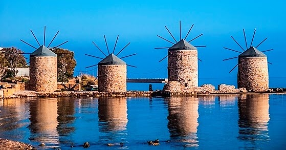 Οι Ανέμομυλοι πλησίον του Λιμανιού της Χίου