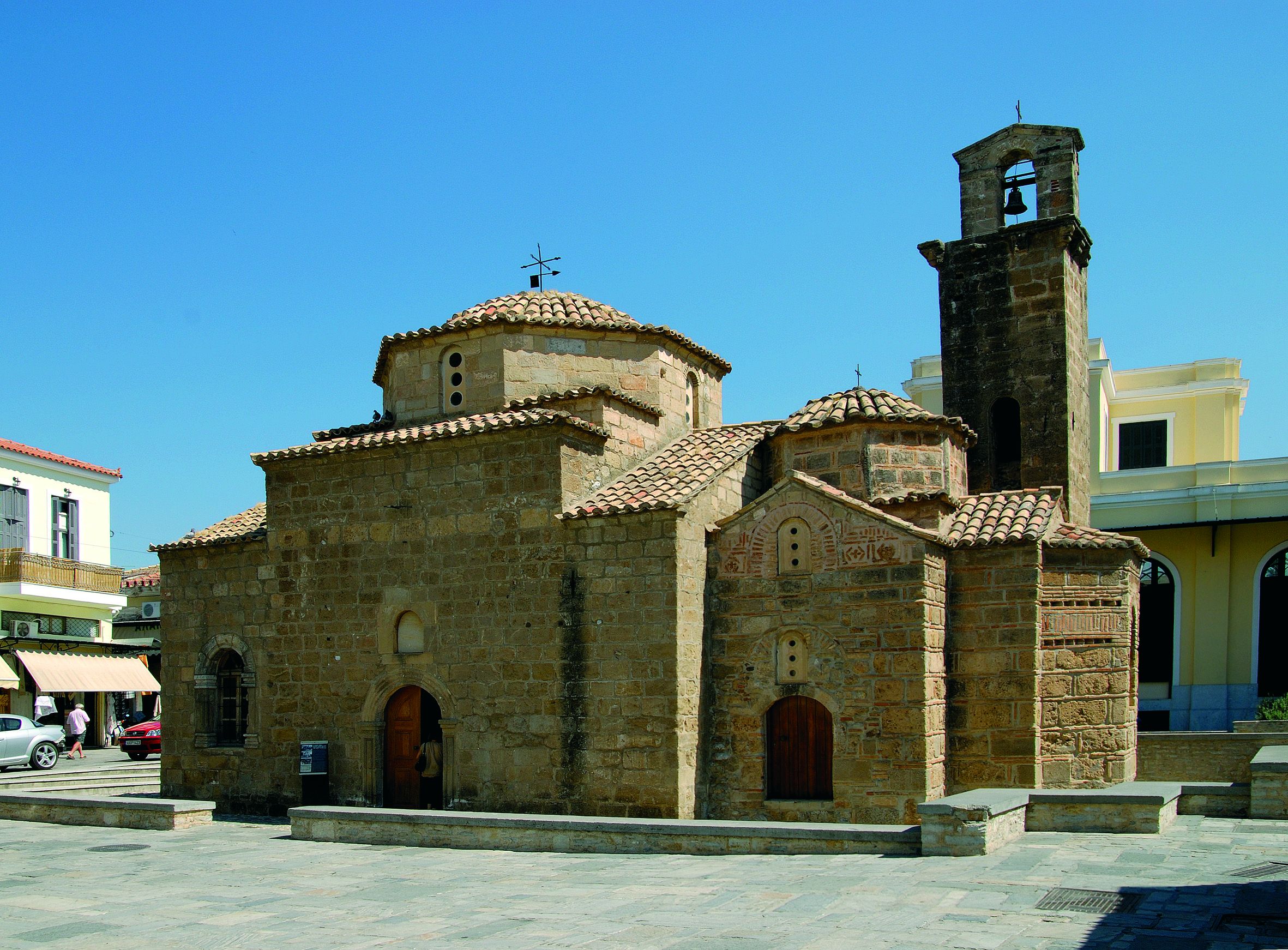 Ο Βυζαντινός Ναός των Αγίων Αποστόλων