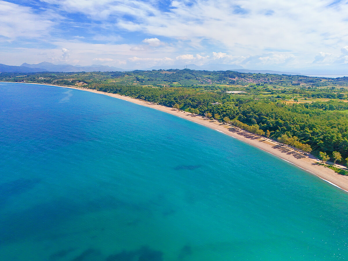 Η εντυπωσιακή Παραλία Μονολιθίου, η μεγαλύτερη αμμώδης παραλία στην Ευρώπη